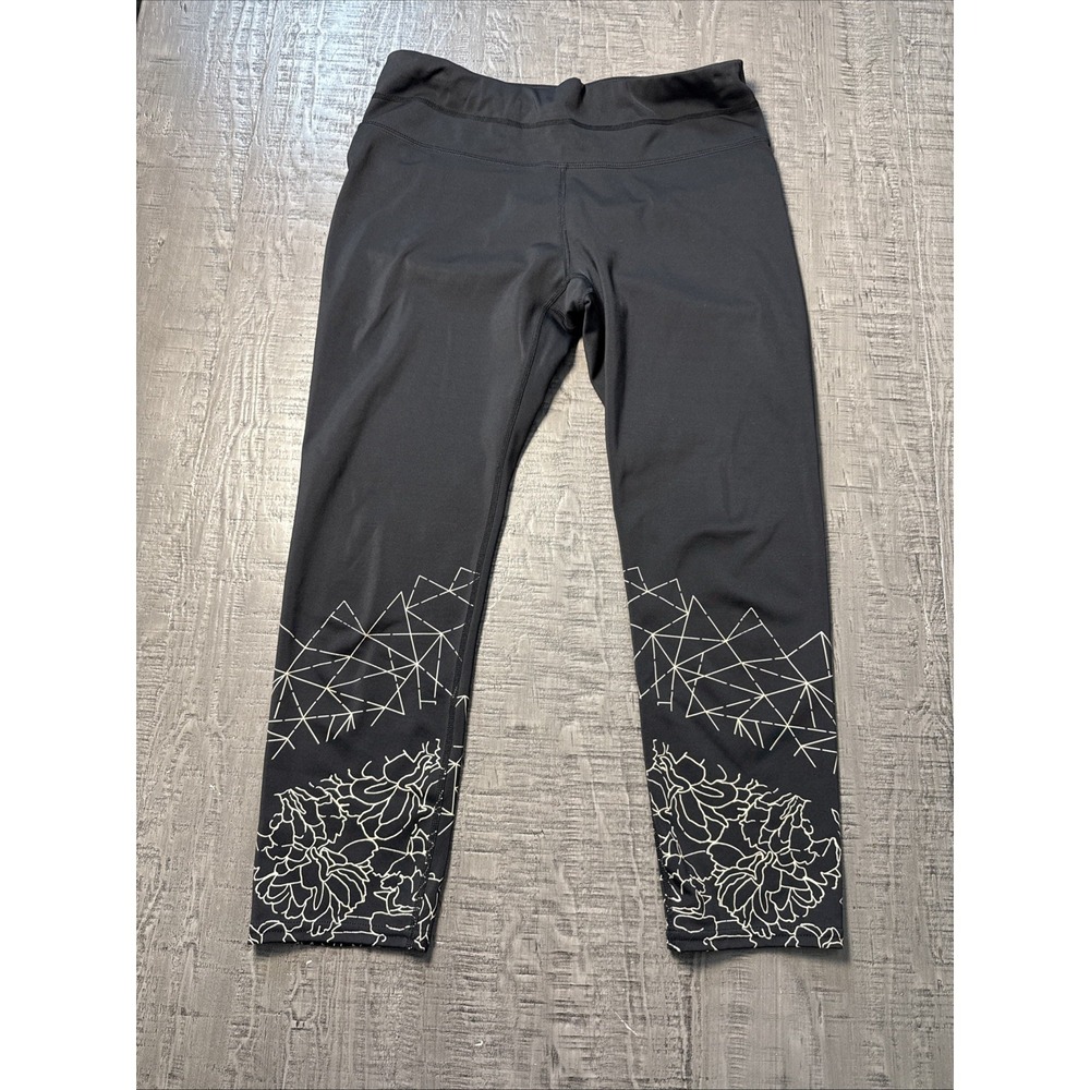 Athleta Women's Black Sonar Capri Leggings Size Small Ivory Graphic Floral Print